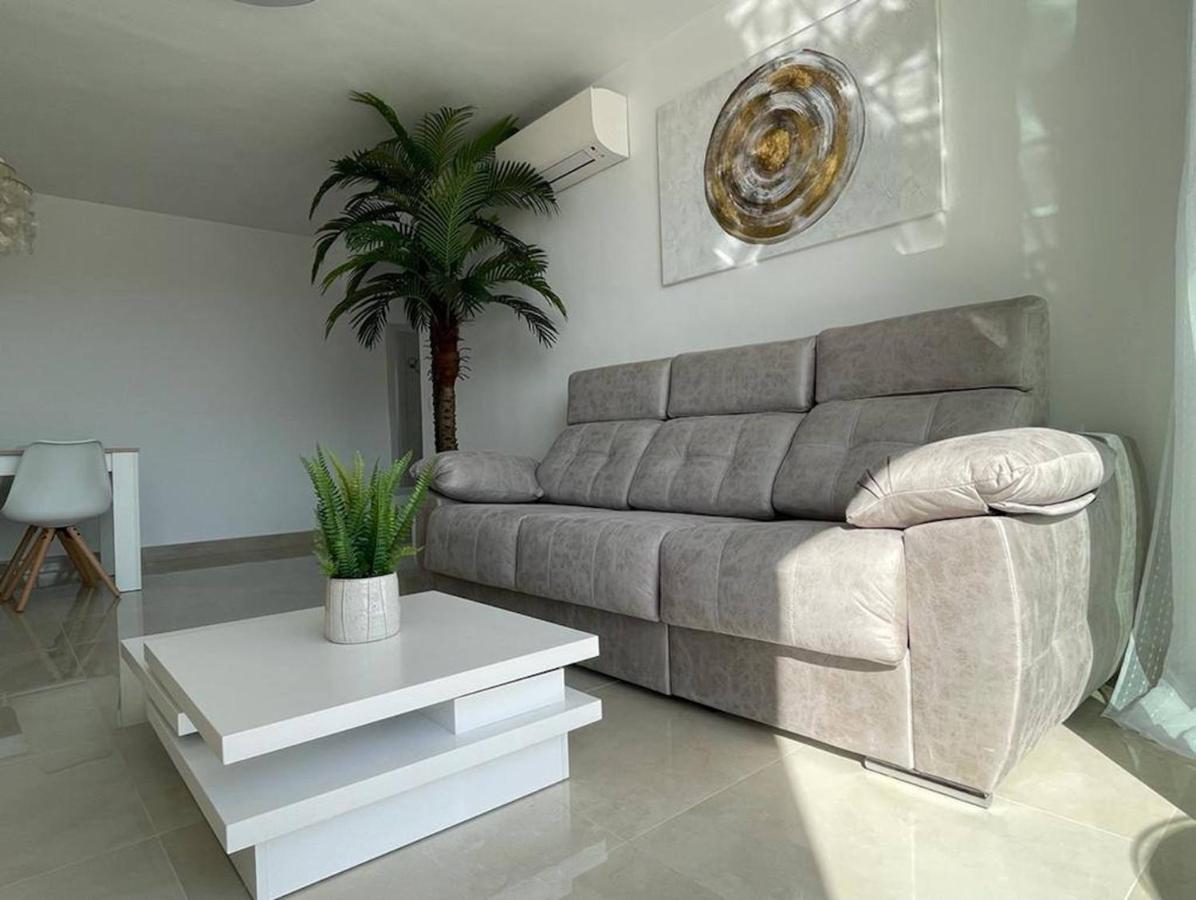 Holidays2malaga Princesa 3 Dormitorios, Vistas Al Mar Y Montana, Terraza Y A 200m A La Playa Lejlighed *