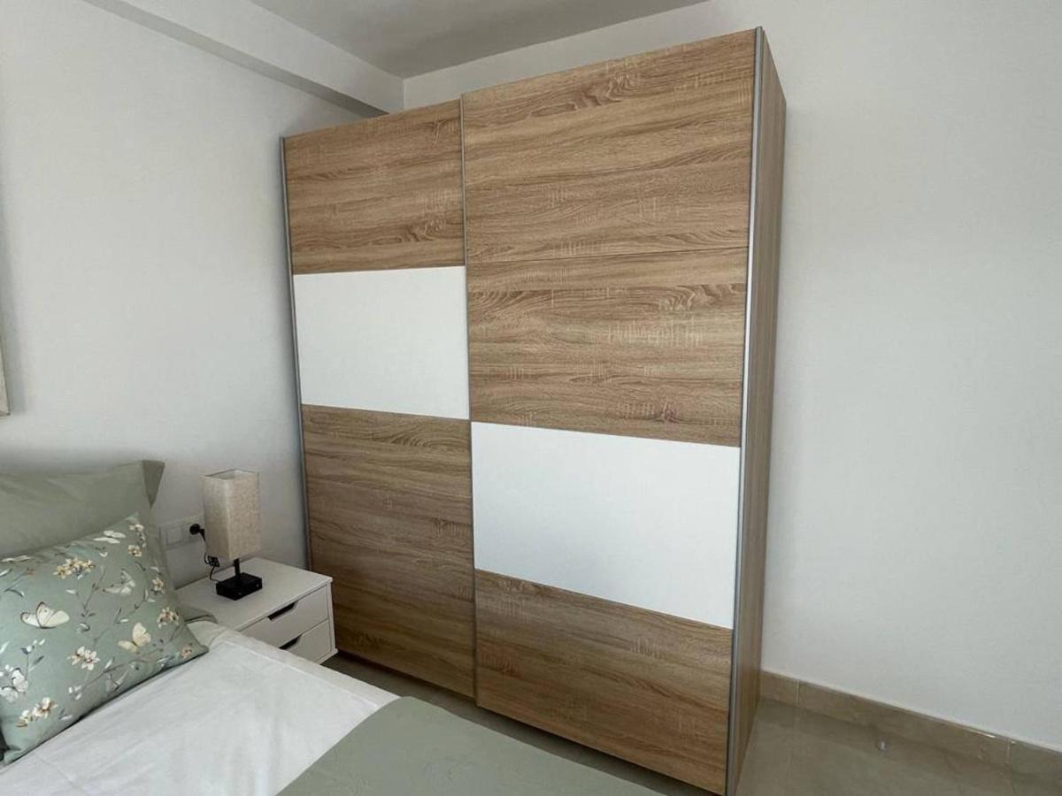 Lejlighed Holidays2malaga Princesa 3 Dormitorios, Vistas Al Mar Y Montana, Terraza Y A 200m A La Playa Málaga