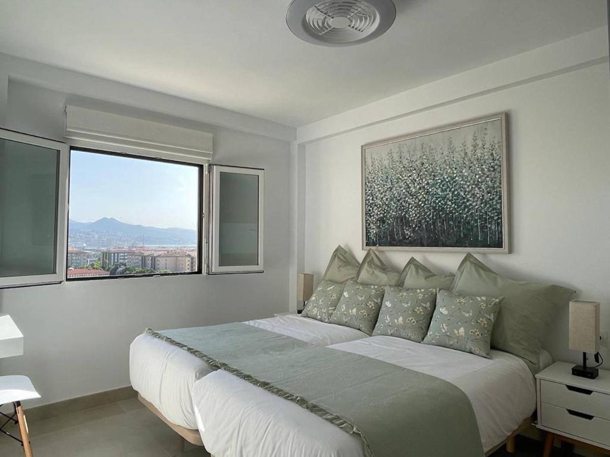 Holidays2malaga Princesa 3 Dormitorios, Vistas Al Mar Y Montana, Terraza Y A 200m A La Playa Lejlighed Málaga